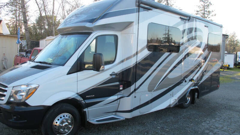 2017 Forest River Forester 319DS featured photo